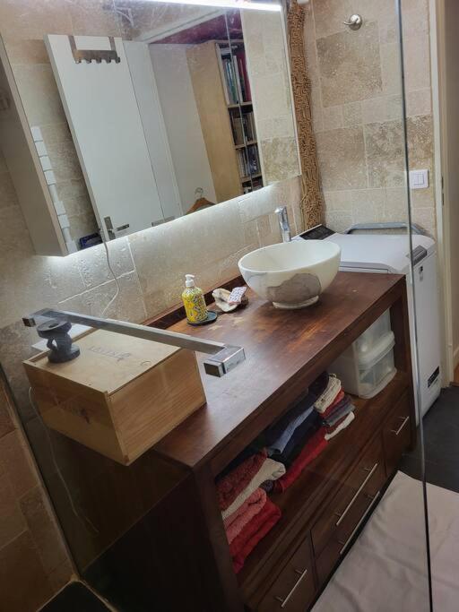 Apartment Excellent Totalement Renove Paris
