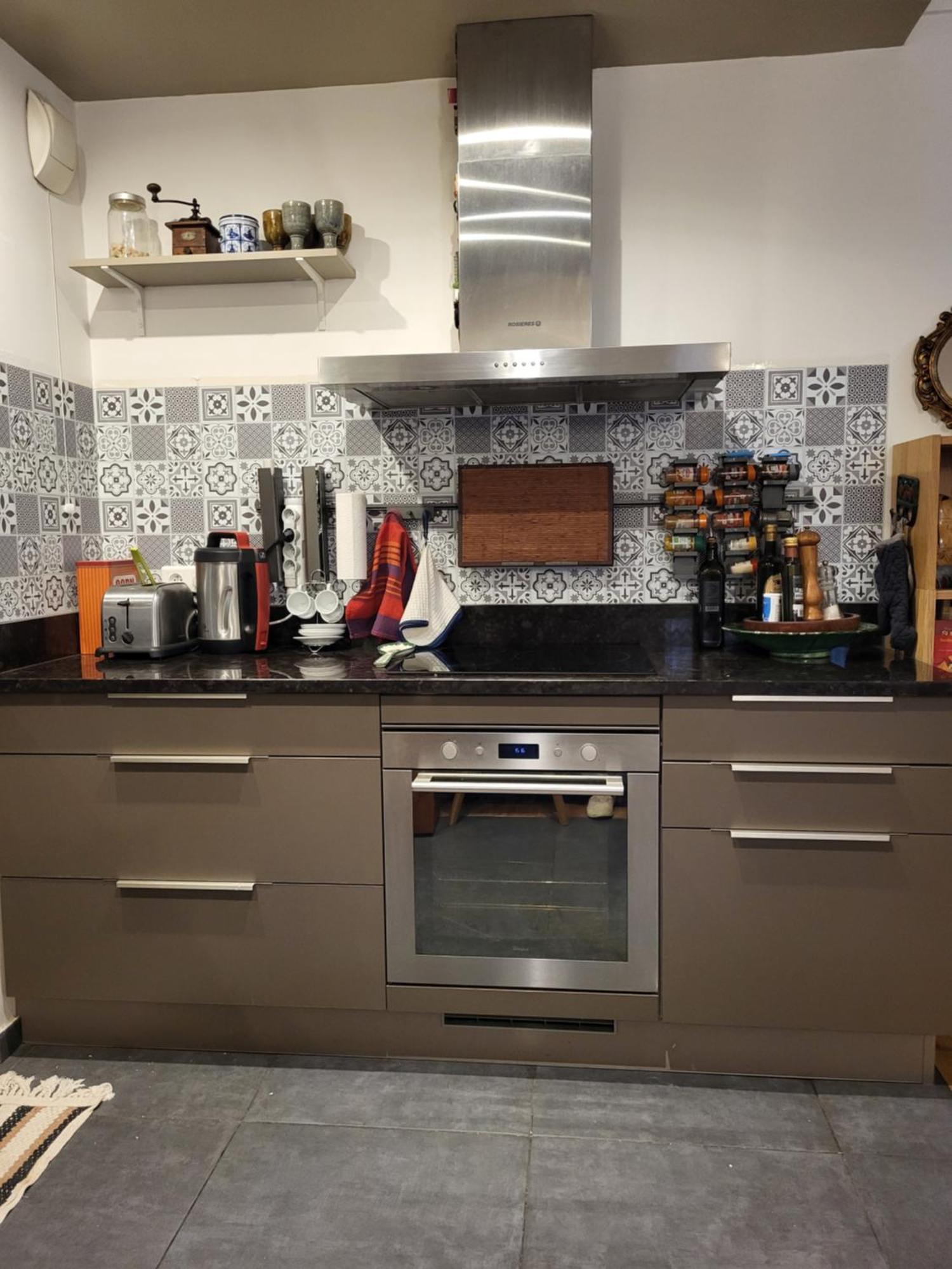 Excellent Totalement Renove Parijs